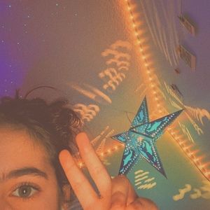 Meet your Posher, Bex